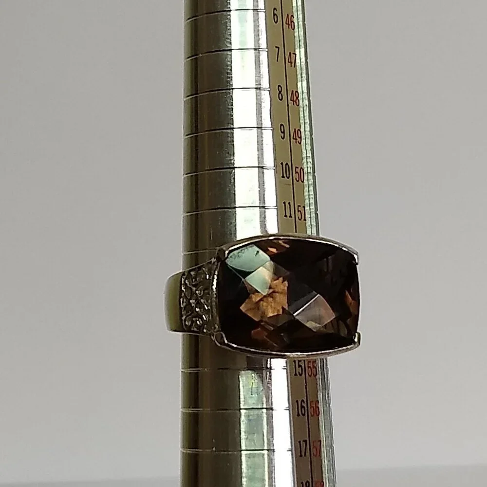 Chocolate Brown Faceted Stone Ring Openwork Sides Silver Tone Ring Size 6.5